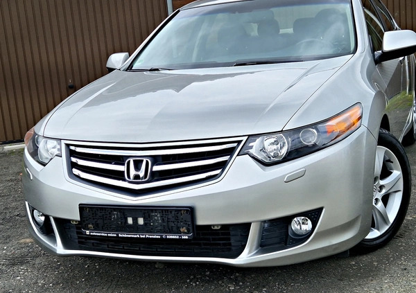 Honda Accord cena 35900 przebieg: 191000, rok produkcji 2009 z Września małe 781